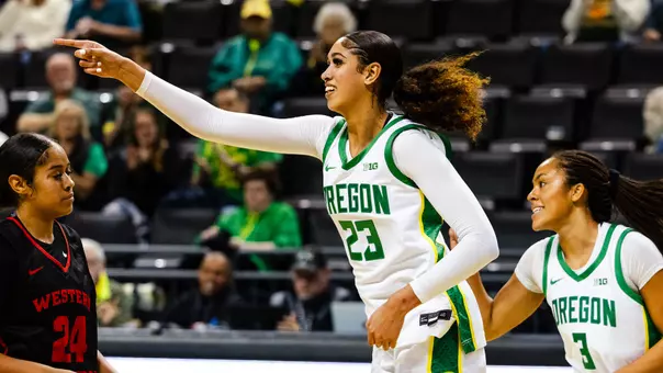 UO Women Run Wild In Exhibition Win