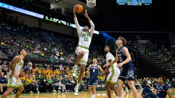 Happy Homecoming For UO Men