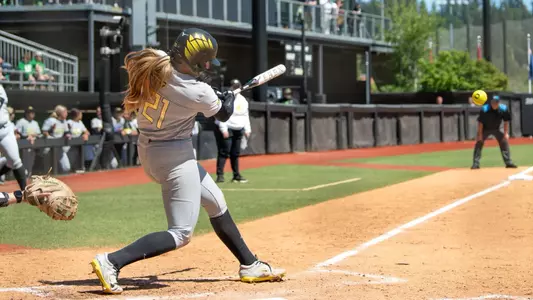 Softball Oregon vs. Michigan St - Game 3
