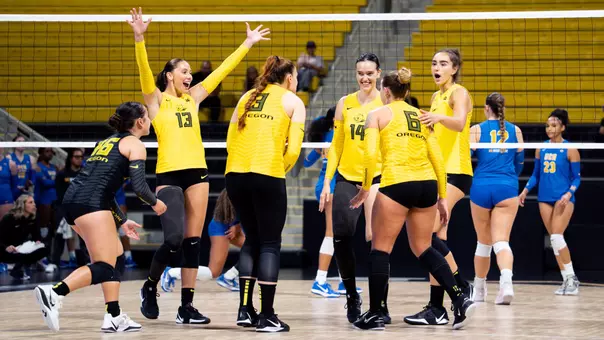 Team celebration vs UC Riverside (Sept. 13)