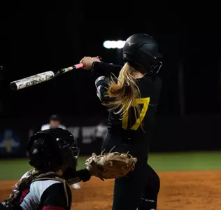 Western Oregon Fall Ball Game (Credit: Amanda Bell)