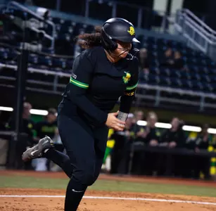 Western Oregon Fall Ball Game (Credit: Amanda Bell)