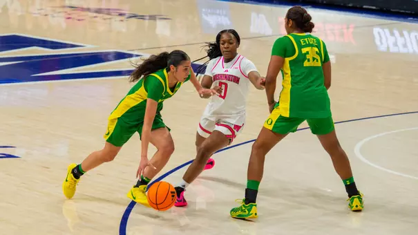 The Oregon women's basketball team takes on Washington at Alaska Airlines Arena in Seattle on Feb. 15, 2026.
