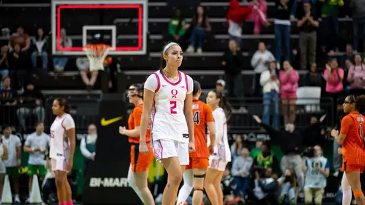 Fourth-quarter Dramatics Give Ducks Fourth Straight Image