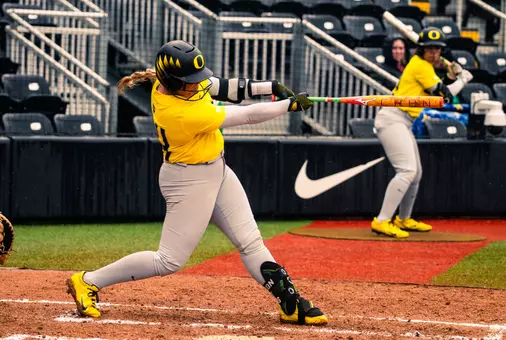 Ducks Overwhelm Bulldogs for Sixth Straight Win