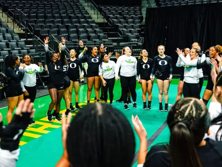 The Oregon Ducks take on the Gannon Golden Knights with a win at home.