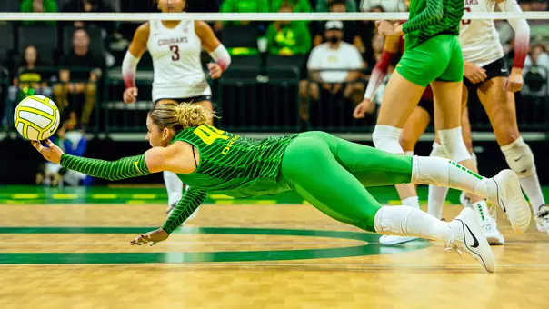 Crownover diving dig vs WSU (Sept. 7)