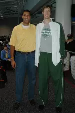 Upstate Tips Off Findlay Toyota Las Vegas Classic At Saint Louis Image