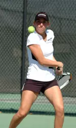 10 Questions with Women's Tennis Player Vivian Neuenschwander Image