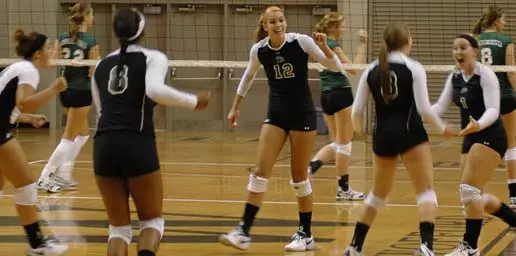 Spartans Swoop In For Sweep Of Eagles Image