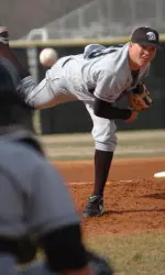 Spartans Topple Bulldogs, 4-3 Image