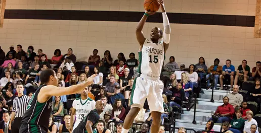 Five Spartans Reach Double-Figures as Spartans Rout Eagles Image