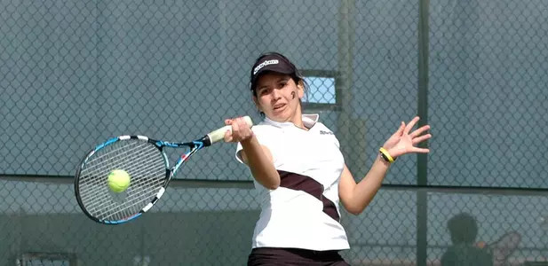 Women's Tennis Falls at Davidson Image