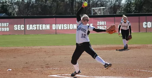 Alexander Nearly Perfect as Upstate Sweeps N.C. A&T Image