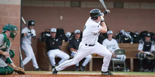 Baseball Drops Doubleheader, Series to No. 20 Stetson Image