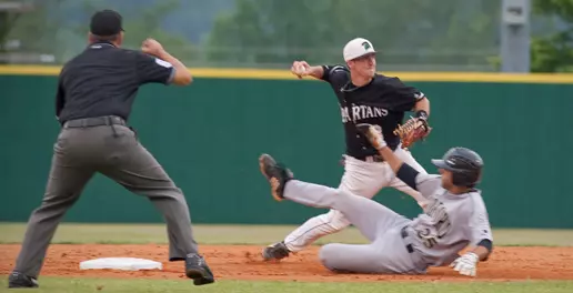 Baseball Drops Doubleheader to Mercer Image