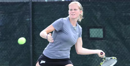 Bell Claims Singles Title at Clemson Fall Classic Image