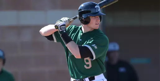 Spartans Take Down Bucs, 8-7, in 11 Innings Image