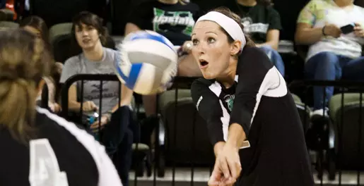 Upstate Volleyball Falls at Florida Gulf Coast, 3-0 Image