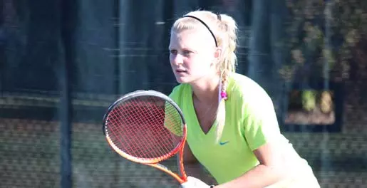 Baran Reaches Semifinals at Terrier Fall Invitational Image