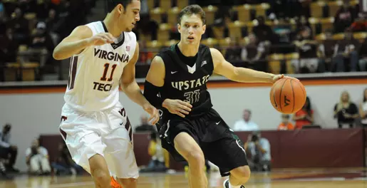 Kent State Holds on to Beat Upstate in Final Seconds Image