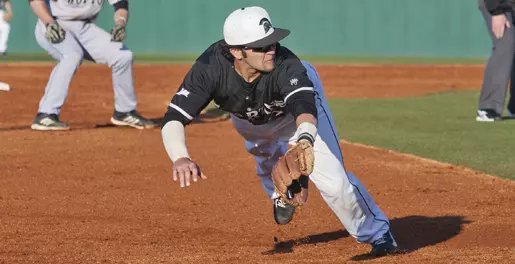 Spartans Dive Into Mid-Week Action Against Nearby Rivals Image