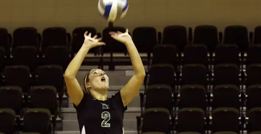 Gutsy Spartans Fall to Central Michigan in Close Sets Image