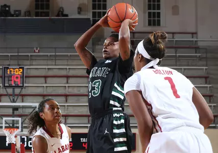 Starling, Edwards Propel Upstate to 60-38 Victory over UMES Image