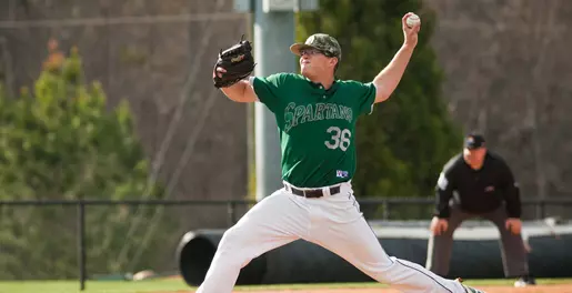 Upstate Wins Series at Northern Kentucky in Extra Inning Thriller Image