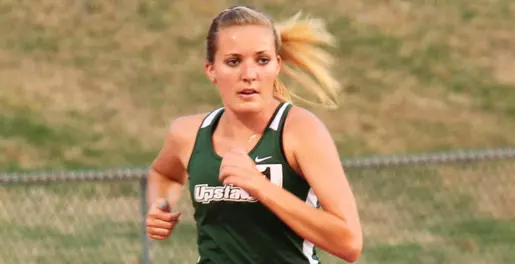 Gethin Earns Top-Five Finish at Terrier Relays Image