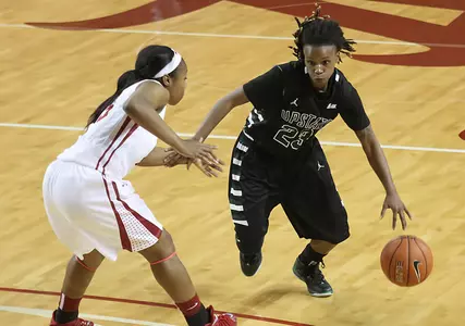 Upstate Holds Off Lipscomb for 71-68 Victory Image