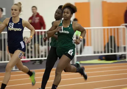 Walls Breaks Two School Records on Day One of Bob Pollock Classic Image