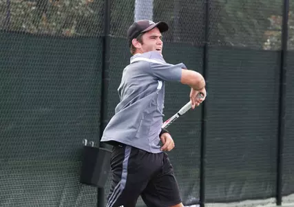 UNC Wilmington Holds Off Spartans Image