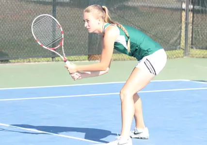 Vande Berg Advances at Elon Invitational Image