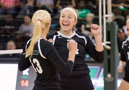 Upstate Tops Wofford in Five-Set Thriller Image