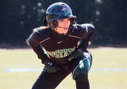 Upstate Sweeps La Salle, Virginia to Start Spartan Classic Image