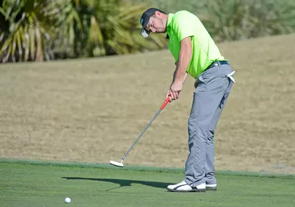 Upstate Posts Season-Low Round to Open Play at Furman Intercollegiate Image