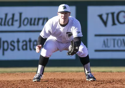 Highlanders Use Big Inning to Down Upstate Image