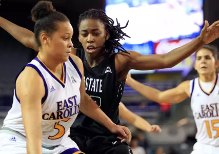 Shiflet Records Career-High in Loss at Campbell Image