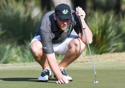 Carter Finishes Tied for 14th Place at Furman Intercollegiate Image