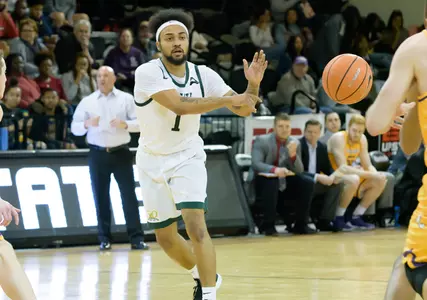 Cunningham Ties Season-High, USC Upstate Falls to FGCU 88-71 Image