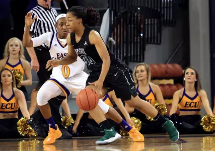 Second Quarter Run Carries Dolphins over USC Upstate Image