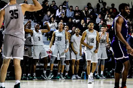 Men's Basketball Team