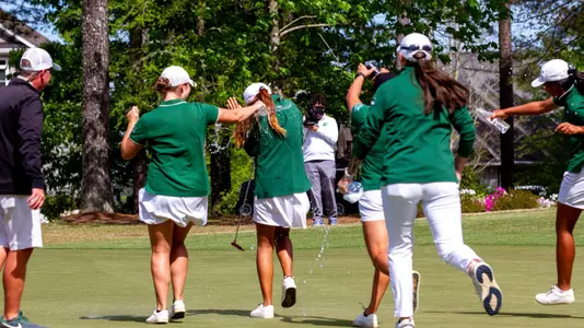 2021 Women's Golf Team Celebration