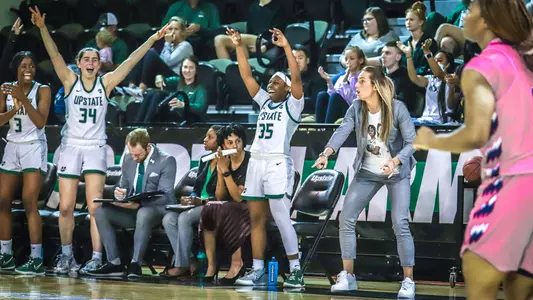 WBB Bench Celebration Longwood 2021-22