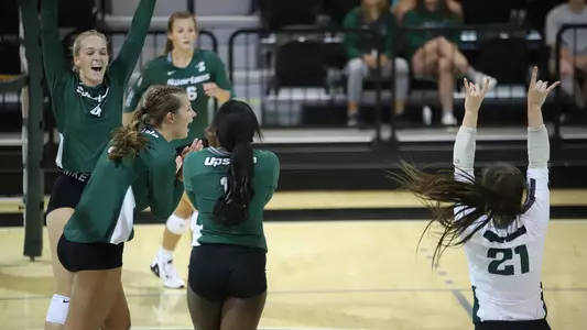 VB Team Celebration Converse 2022