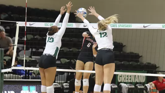 Zelasia Edwards & Ady O'Grady Block vs. GWU 2022