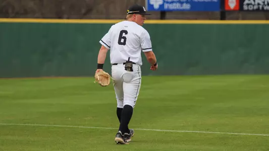 Daniel Gernon Heading Out vs. Michigan State 2023