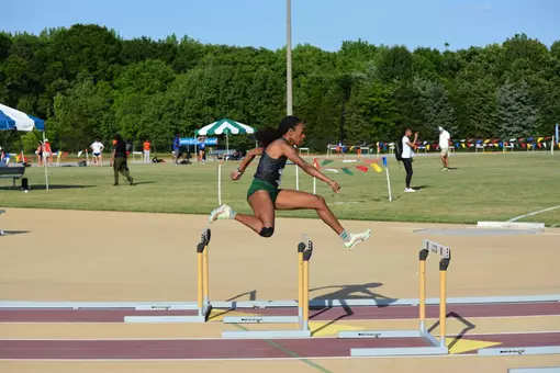Giovanna Machado hurdles her way to the finals in the 400M hurdles