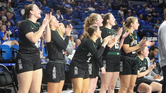 Team Bench vs. Kentucky 3Q 2024